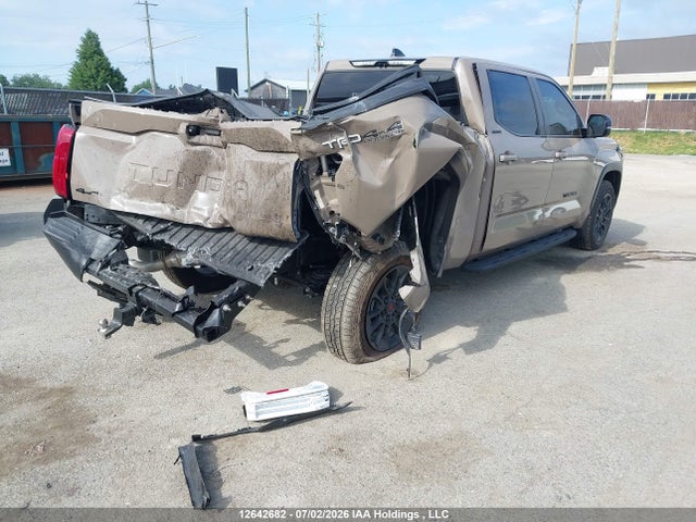 Aukcja sprzedaży 2026 Toyota Tundra, vin: 5TFWA5EC1TX055527, numer aukcji: 12642682