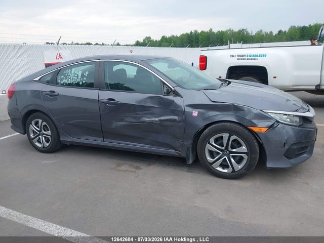 Продаж на аукціоні авто 2016 Honda Civic Lx, vin: 2HGFC2F56GH008255, номер лоту: 12642684