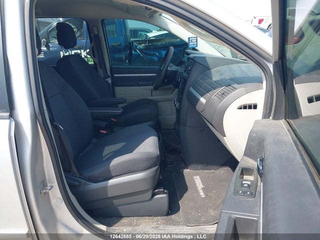 2010 Dodge Grand Caravan Se მანქანა იყიდება აუქციონზე, vin: 2D4RN4DE0AR304266, აუქციონის ნომერი: 12642685