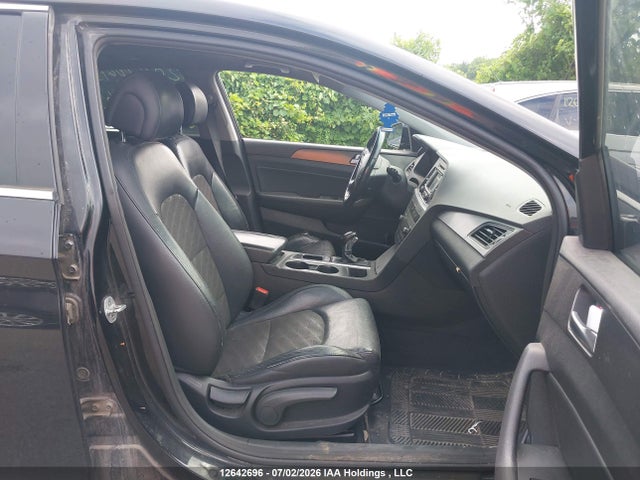 12642696 :رقم المزاد ، 5NPE34AF7FH087365 vin ، 2015 Hyundai Sonata Sport/limited مزاد بيع