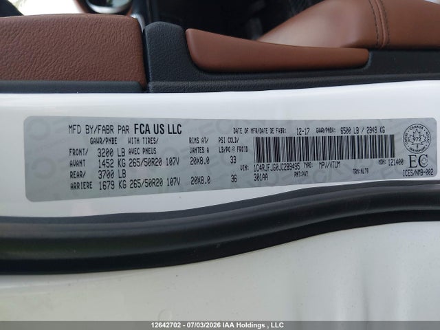 12642702 :رقم المزاد ، 1C4RJFJG0JC289495 vin ، 2018 Jeep Grand Cherokee Summit مزاد بيع