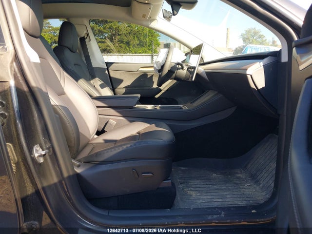 Продаж на аукціоні авто 2024 Tesla Model Y Long Range/rwd, vin: 7SAYGDED1RF025024, номер лоту: 12642713