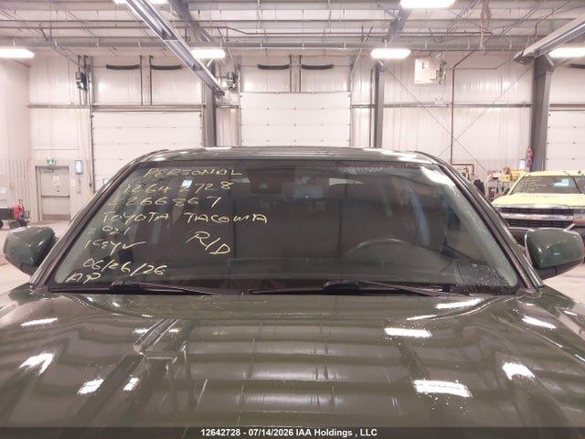 Продаж на аукціоні авто 2021 Toyota Tacoma Double Cab/sr/sr5/trd Sport/trd Off Road/trd Pro, vin: 5TFCZ5AN0MX266867, номер лоту: 12642728