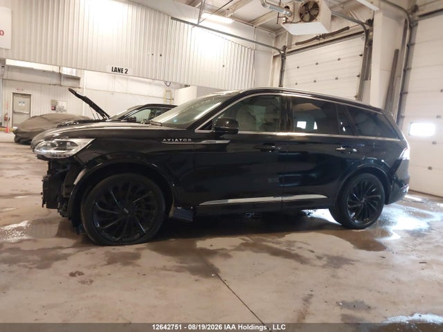 5LM5J7XC1NGL05557 Lincoln Aviator Reserve