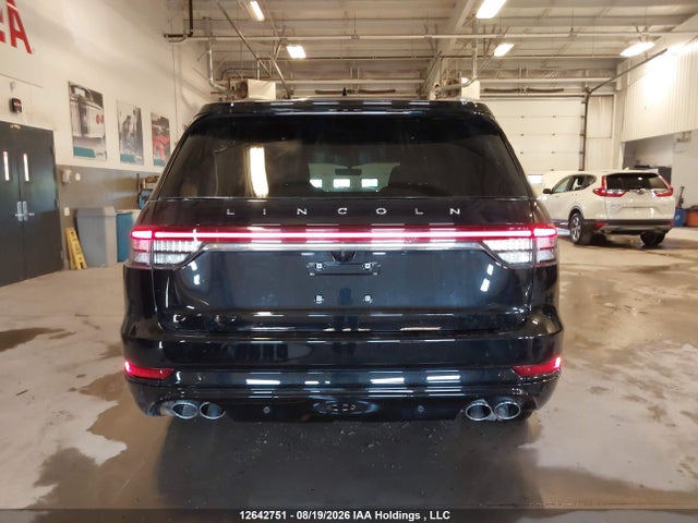 5LM5J7XC1NGL05557 Lincoln Aviator Reserve