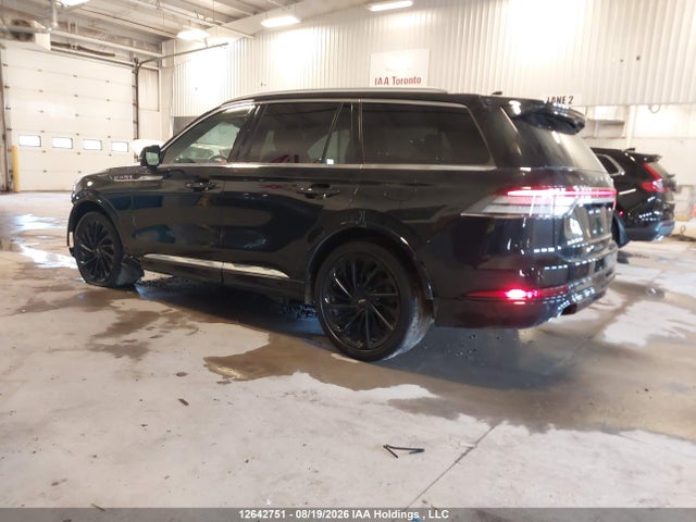 5LM5J7XC1NGL05557 Lincoln Aviator Reserve