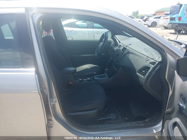 Продажа на аукционе авто 2013 Chrysler 200 Lx, vin: 1C3CCBAB3DN515314, номер лота: 12642759