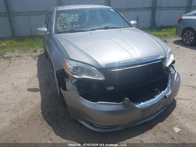 Продажа на аукционе авто 2013 Chrysler 200 Lx, vin: 1C3CCBAB3DN515314, номер лота: 12642759