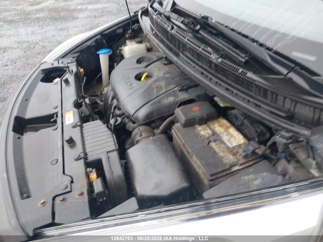 KIA Rondo Lx 2014 KNAHT8A32E7045986 Image 10