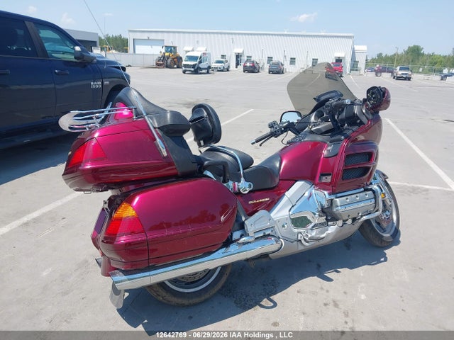12642769 :رقم المزاد ، 1HFSC47584A300867 vin ، 2004 Honda Gl1800 A مزاد بيع