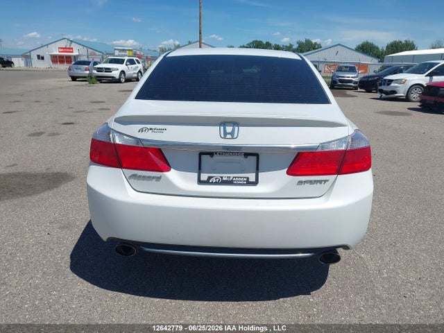 2015 Honda Accord Sport მანქანა იყიდება აუქციონზე, vin: 1HGCR2F56FA809010, აუქციონის ნომერი: 12642779