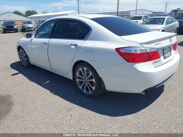 2015 Honda Accord Sport მანქანა იყიდება აუქციონზე, vin: 1HGCR2F56FA809010, აუქციონის ნომერი: 12642779