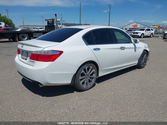 2015 Honda Accord Sport მანქანა იყიდება აუქციონზე, vin: 1HGCR2F56FA809010, აუქციონის ნომერი: 12642779