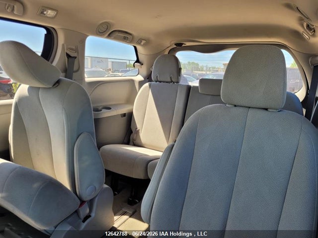 2014 Toyota Sienna მანქანა იყიდება აუქციონზე, vin: 5TDZK3DC9ES470751, აუქციონის ნომერი: 12642788