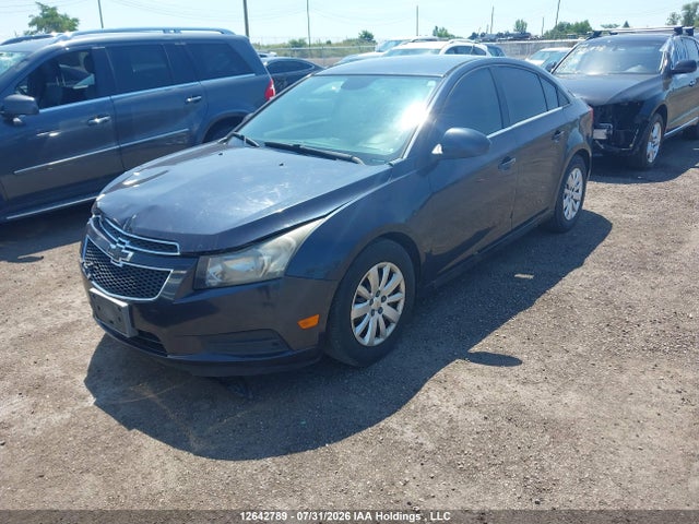 Chevrolet Cruze 2014 1G1PC5SB2E7314791 Image 2