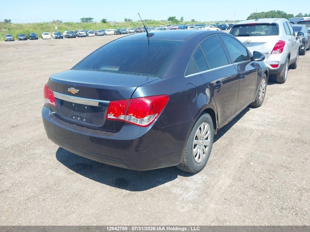 Chevrolet Cruze 2014 1G1PC5SB2E7314791 Image 4