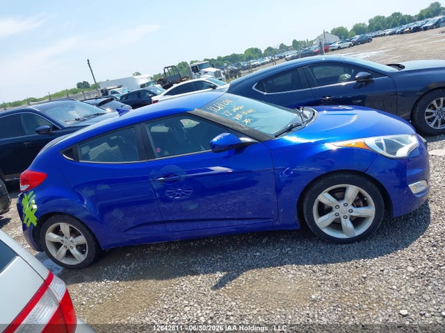 12642811 :رقم المزاد ، KMHTC6AD1DU181001 vin ، 2013 Hyundai Veloster مزاد بيع