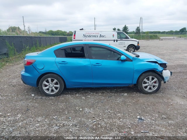 12642818 :رقم المزاد ، JM1BL1VF0B1373989 vin ، 2011 Mazda 3 I مزاد بيع