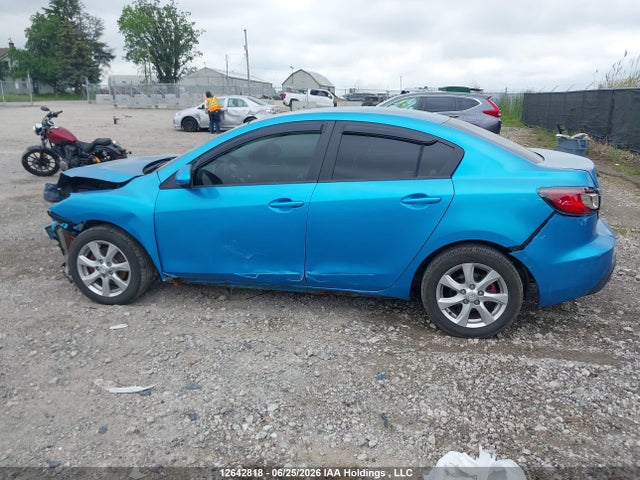 12642818 :رقم المزاد ، JM1BL1VF0B1373989 vin ، 2011 Mazda 3 I مزاد بيع