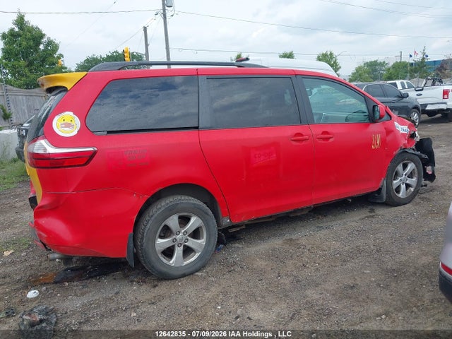 Toyota Sienna Le V6 2015 5TDKK3DC8FS574151 Image 13