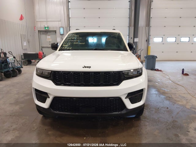 12642850 :رقم المزاد ، 1C4RJHAGXPC641180 vin ، 2023 Jeep Grand Cherokee Laredo/altitude مزاد بيع