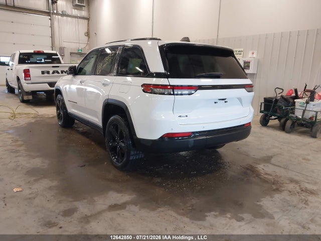 12642850 :رقم المزاد ، 1C4RJHAGXPC641180 vin ، 2023 Jeep Grand Cherokee Laredo/altitude مزاد بيع
