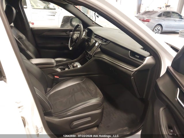 12642850 :رقم المزاد ، 1C4RJHAGXPC641180 vin ، 2023 Jeep Grand Cherokee Laredo/altitude مزاد بيع