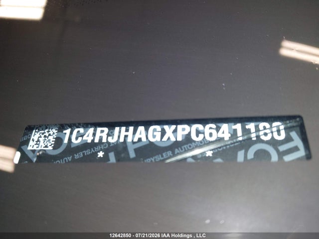 12642850 :رقم المزاد ، 1C4RJHAGXPC641180 vin ، 2023 Jeep Grand Cherokee Laredo/altitude مزاد بيع