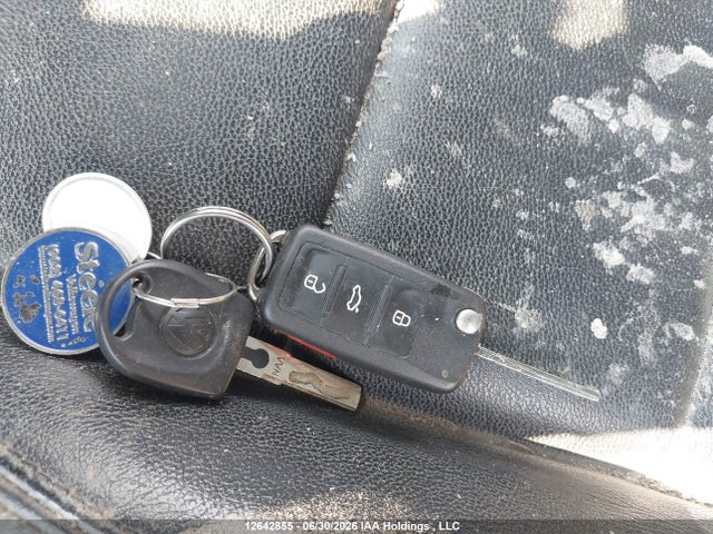 2012 Volkswagen Eos Highline მანქანა იყიდება აუქციონზე, vin: WVWHD7AHXCV009641, აუქციონის ნომერი: 12642855