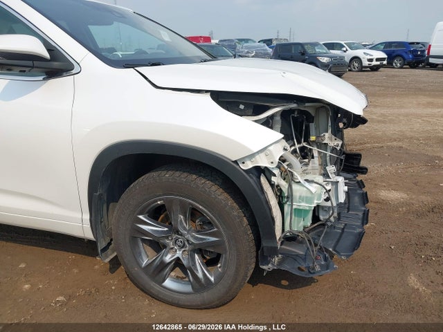 Toyota Highlander Limited 2017 5TDDZRFH7HS400851 Image 19