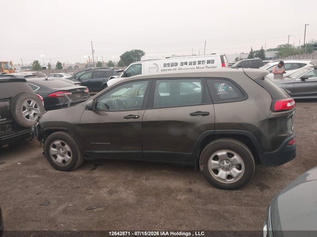 1C4PJLAB8FW738177 Jeep Cherokee Sport