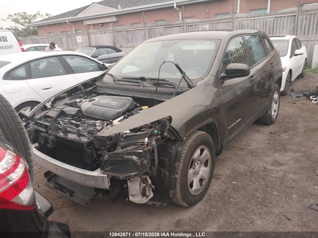 1C4PJLAB8FW738177 Jeep Cherokee Sport