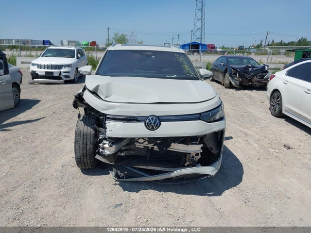 3VVLR7RM7SM063731 Volkswagen Tiguan Sel R-line Black