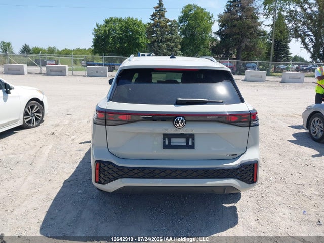 3VVLR7RM7SM063731 Volkswagen Tiguan Sel R-line Black