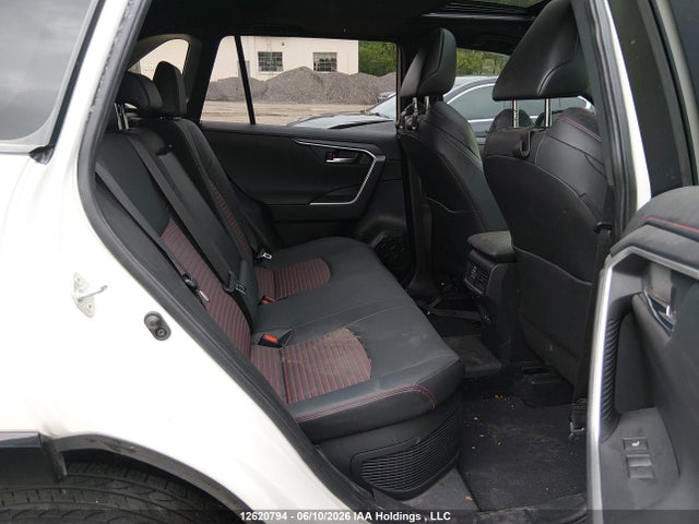 12620794 :رقم المزاد ، JTMGB3FV9ND107643 vin ، 2022 Toyota Rav4 Prime Xse مزاد بيع