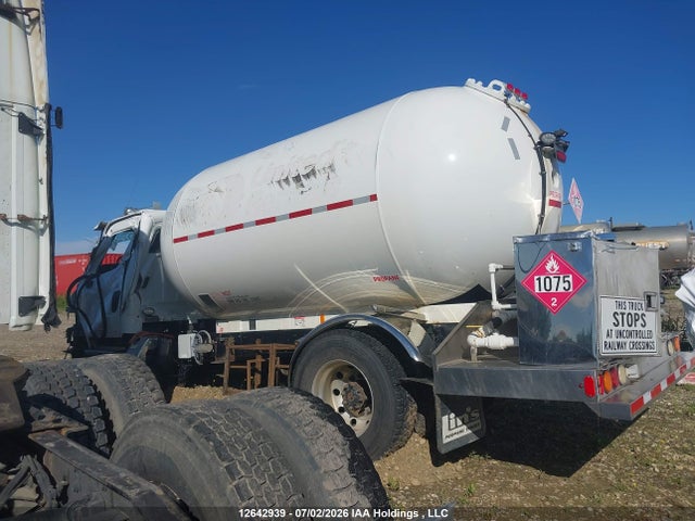 Freightliner M2 106 2022 1FVACXFE7NHMR4135 Image 13