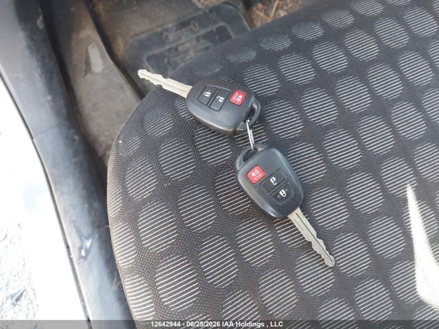 Scion IQ 2014 JTNJJXB01EJ026465 Image 11