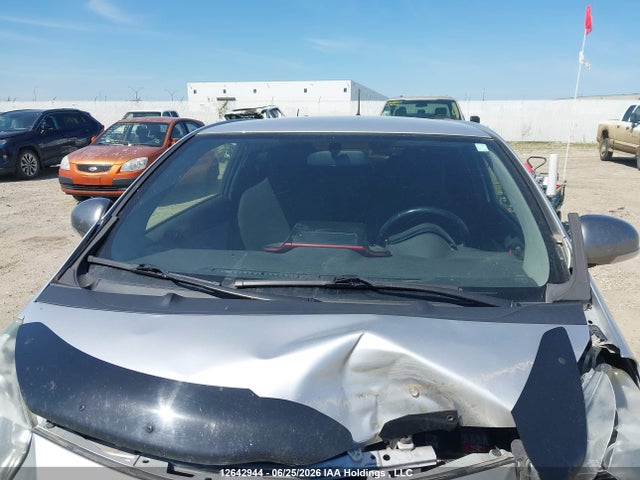 Scion IQ 2014 JTNJJXB01EJ026465 Image 17