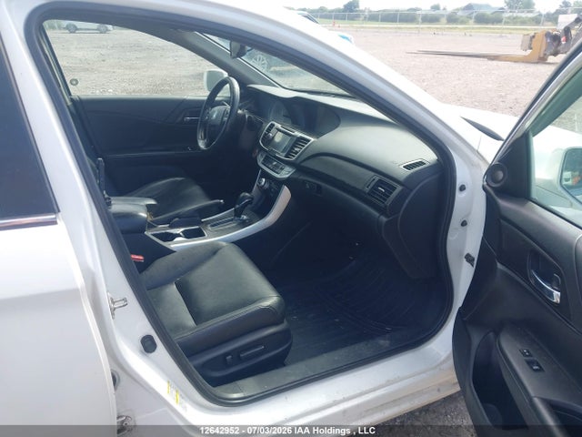 Honda Accord 2014 1HGCR2F94EA810156 Image 5