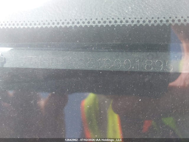 12642962 :رقم المزاد ، JTHBD182510001895 vin ، 2001 Lexus Is 300 300 مزاد بيع