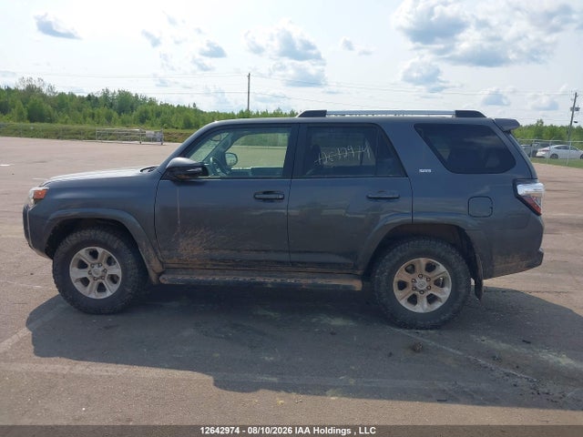 Toyota 4runner 2022 JTENU5JR7N6050737 Image 14