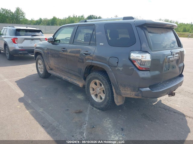 Toyota 4runner 2022 JTENU5JR7N6050737 Image 3