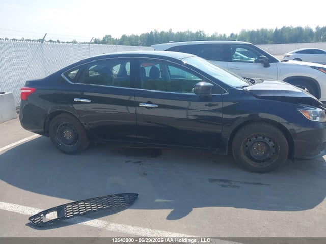 Nissan Sentra 2018 3N1AB7AP3JY245386 Image 14