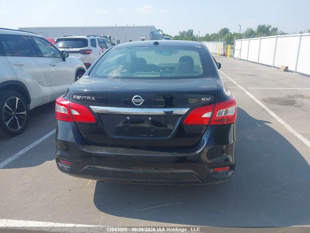Nissan Sentra 2018 3N1AB7AP3JY245386 Image 17