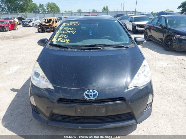 2014 Toyota Prius C მანქანა იყიდება აუქციონზე, vin: JTDKDTB33E1067991, აუქციონის ნომერი: 12643017