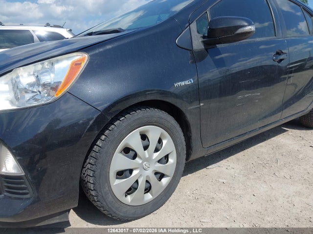 2014 Toyota Prius C მანქანა იყიდება აუქციონზე, vin: JTDKDTB33E1067991, აუქციონის ნომერი: 12643017
