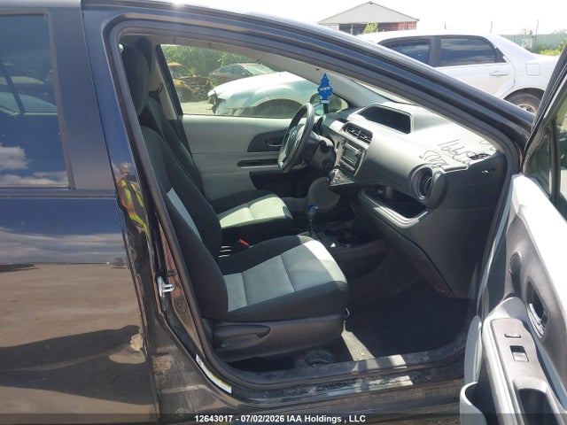 2014 Toyota Prius C მანქანა იყიდება აუქციონზე, vin: JTDKDTB33E1067991, აუქციონის ნომერი: 12643017
