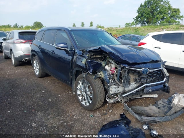 2022 Toyota Highlander Hybrid Hybrid მანქანა იყიდება აუქციონზე, vin: 5TDXBRCH5NS073139, აუქციონის ნომერი: 12643020