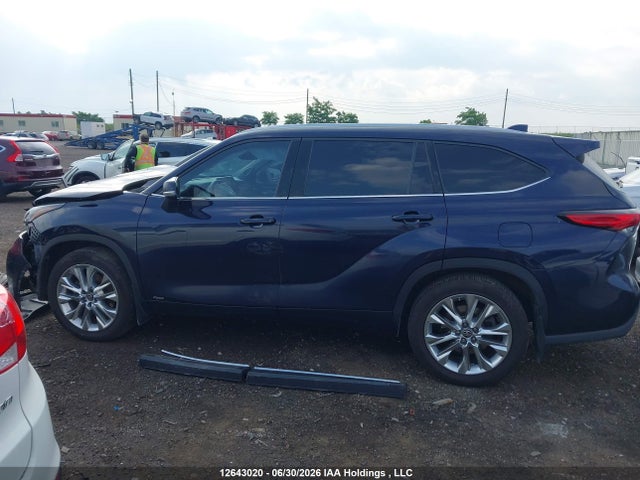 2022 Toyota Highlander Hybrid Hybrid მანქანა იყიდება აუქციონზე, vin: 5TDXBRCH5NS073139, აუქციონის ნომერი: 12643020