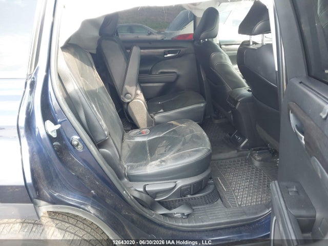 2022 Toyota Highlander Hybrid Hybrid მანქანა იყიდება აუქციონზე, vin: 5TDXBRCH5NS073139, აუქციონის ნომერი: 12643020